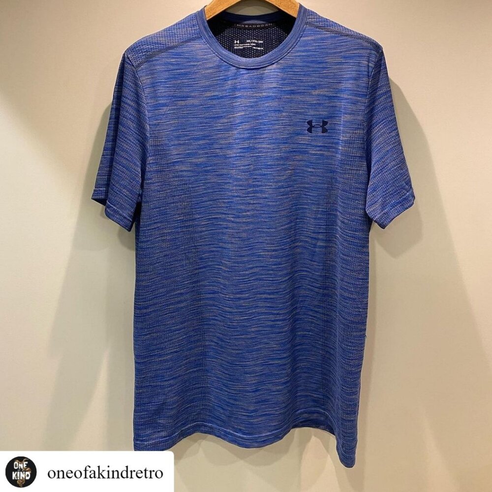 Under Armour T-shirt